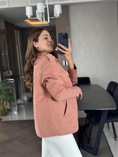 Somon Düğmeli Oversize Dört Cepli Kadın Kot Ceket