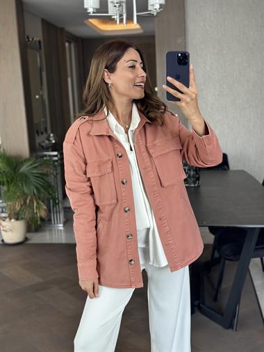 Somon Düğmeli Oversize Dört Cepli Kadın Kot Ceket