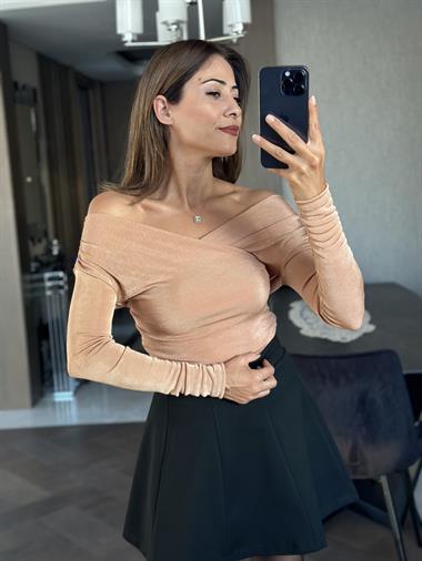 Somon Ön Ve Arka Kruvaze Yaka Yanları Büzgülü Buzzy Kadın Bluz