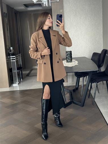 Taba Düğmeli Kaşe Blazer Kadın Ceket