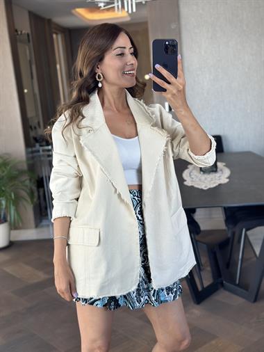 Taş Cepleri  Kapaklı Oversize Gabardin Kadın Ceket