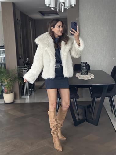 Taş Kısa Boy Lolita Kadın Kürk Mont