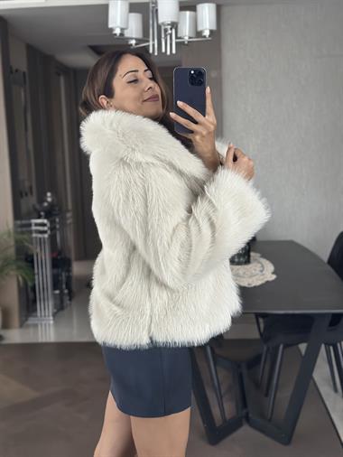 Taş Kısa Boy Lolita Kadın Kürk Mont