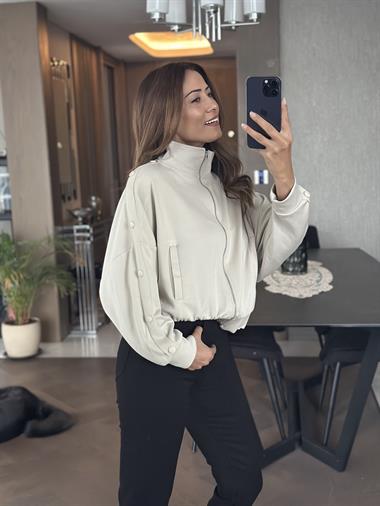 Taş Kolları Çıtçıt Detay Fermuarlı Cepli Kadın Sweatshirt