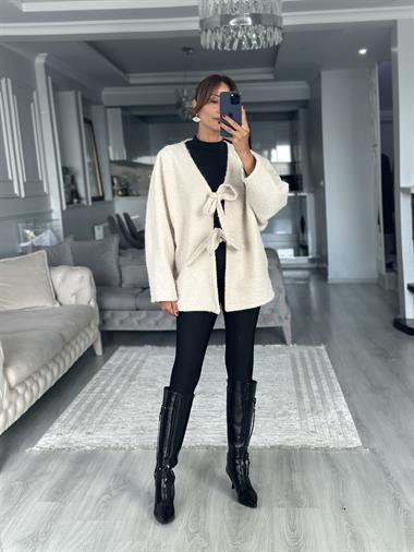 Taş Önü Bağlamalı Kırçıllı Kaşe Kadın Ceket