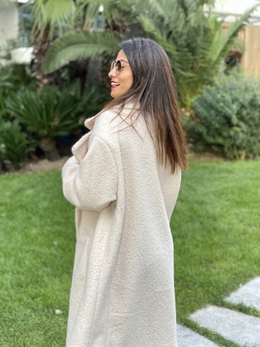 Taş Uzun Buklet Kadın Kaban