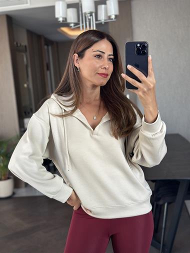 Taş V Yaka Kapüşonlu Oysh Model Kadın Sweatshirt