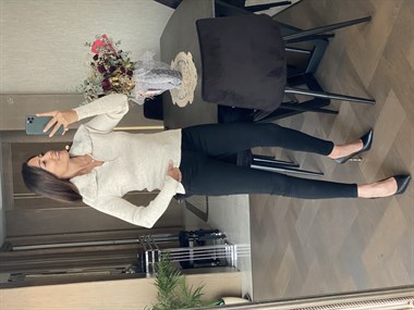 Taş Yakası Peluş Fermuarlı Fitilli Triko Kazak