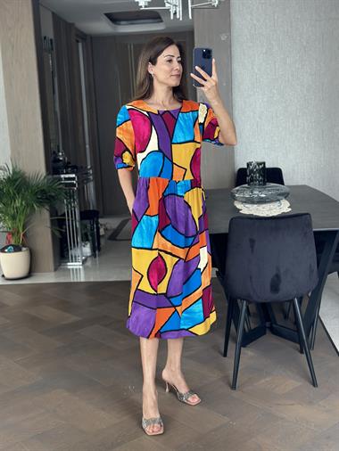 Turkuaz Desenli Kısa Kol Bisiklet Yaka Eğlenceli Kadın Elbise