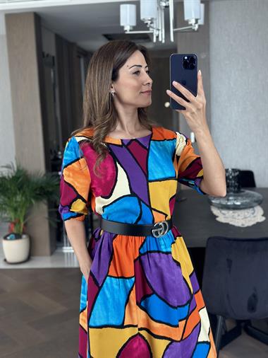 Turkuaz Desenli Kısa Kol Bisiklet Yaka Eğlenceli Kadın Elbise