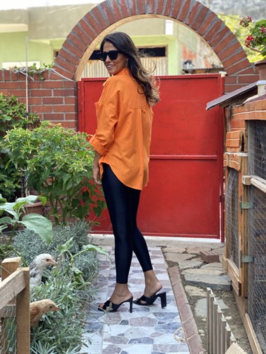 Turuncu Çift Cepli Flam Keten Kadın Gömlek