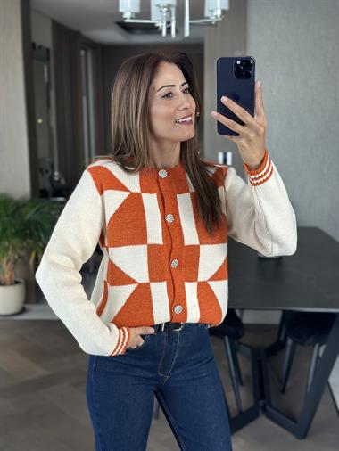 Turuncu Ekru Taş Düğmeli Kadın Triko Hırka