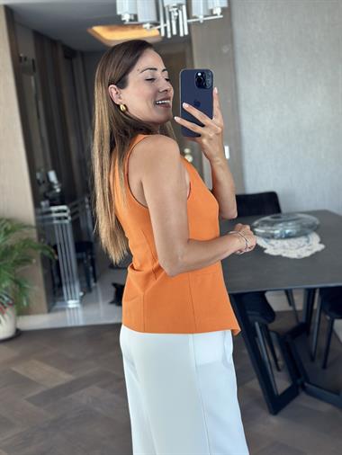 Turuncu Keten Beş Düğmeli Astarlı Kadın Yelek