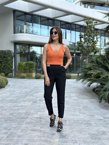 Turuncu Ön Arka V Yaka Eteği Büzgülü Kaşkorse Kadın Atlet