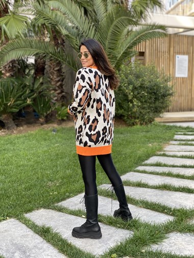 Turuncu Şerit Detay Leopar Kadın Kazak