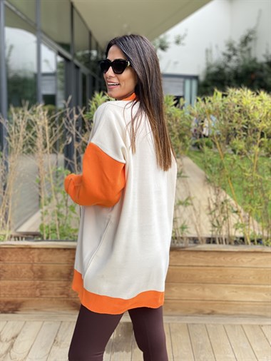 Turuncu Şerit Detaylı Düğmeli Kadın Hırka