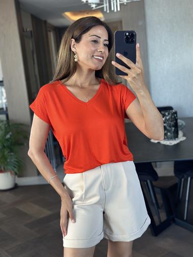 Turuncu V Yaka Kısa Yarasa Kol Basic Kadın T-Shirt