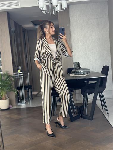 Vizon Çizgili Orjinal Marka Bağcık Detay Şal Yaka Ceket Pantolon Kadın Alt Üst Takım