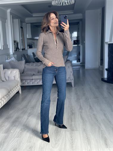 Vizon Dik Yaka Çıtçıt Düğmeli Kadın Triko Kazak