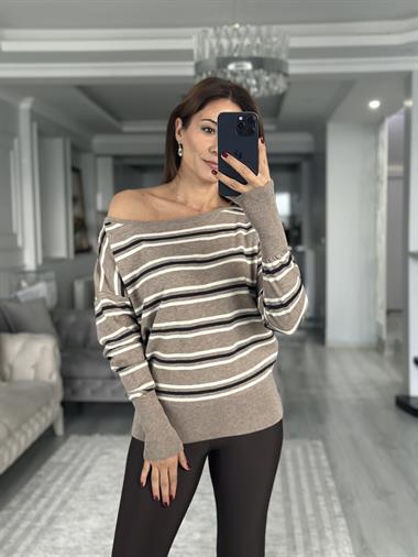 Vizon Ekru Çizgili Tek Omzu Açık Kadın Kazak