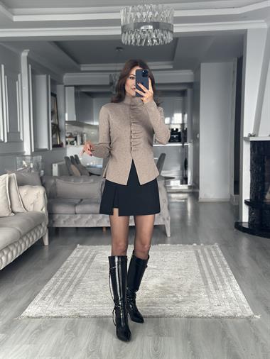 Vizon Kendinden Büzgülü Düğmeli Kadın Triko Hırka