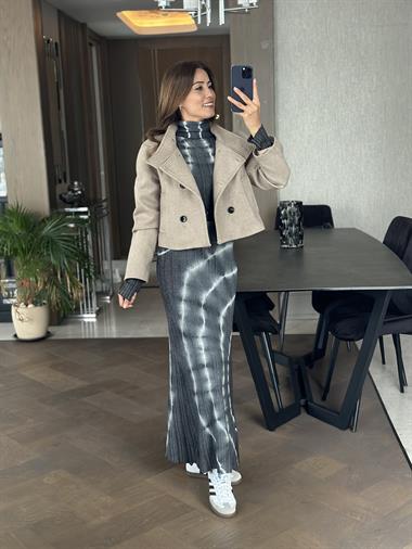 Vizon Önü Düğmeli Kaşe Kadın Bomber Ceket