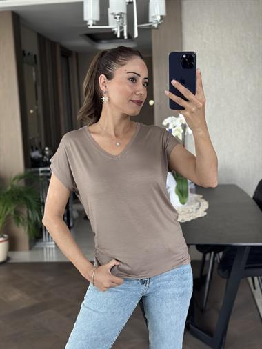 Vizon V Yaka Kısa Yarasa Kol Basic Kadın T-Shirt