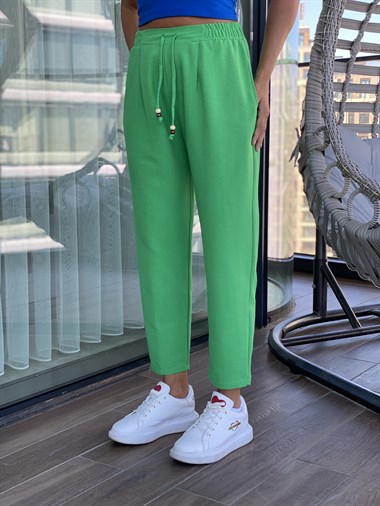 Yeşil Bağcığı Boncuk Detay Cepli Keten Kadın Pantolon