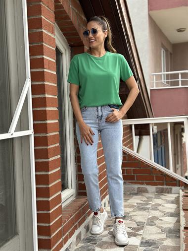 Yeşil Bisiklet Yaka Lazer Kesim Modal Kadın T-Shirt