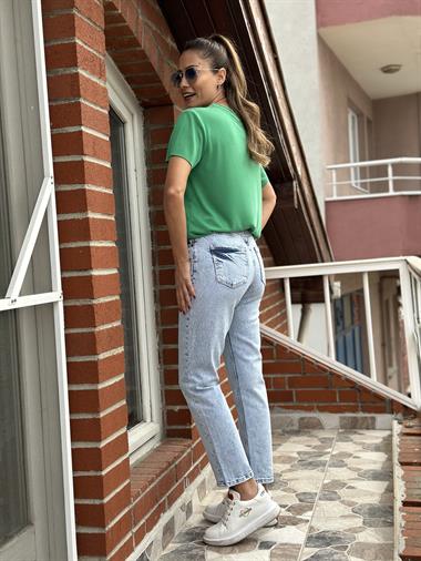 Yeşil Bisiklet Yaka Lazer Kesim Modal Kadın T-Shirt