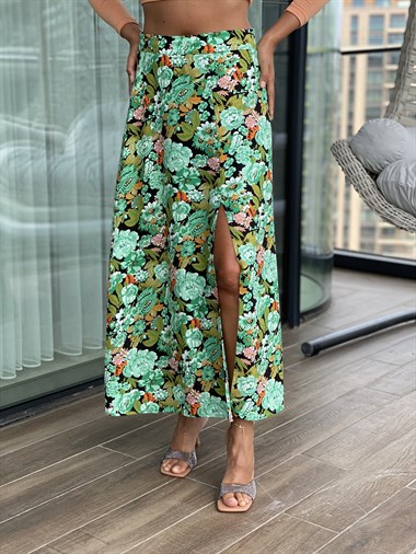 Yeşil Çiçek Düğme Detay Yırtmaçlı Etek