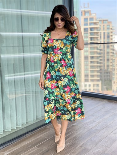 Yeşil Çiçekli Kare Yaka Robadan Viskon Elbise