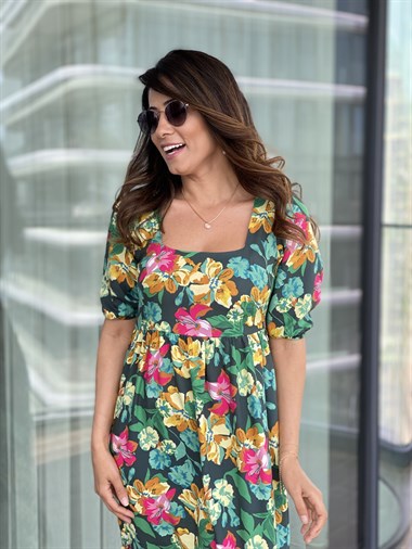 Yeşil Çiçekli Kare Yaka Robadan Viskon Elbise