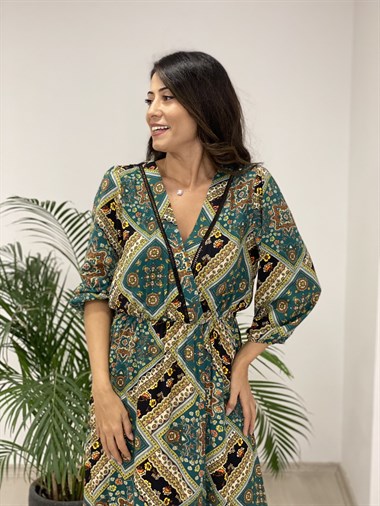 Yeşil Desenli Kruvaze Beli Lastikli Viskon Maksi Boy Kadın Elbise