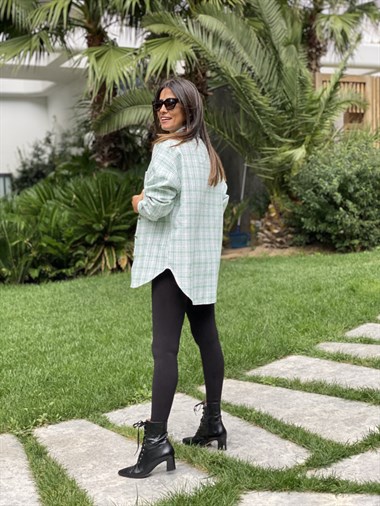 Yeşil İki Cepli Oversize Tüvit Kadın Gömlek