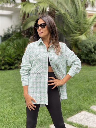 Yeşil İki Cepli Oversize Tüvit Kadın Gömlek