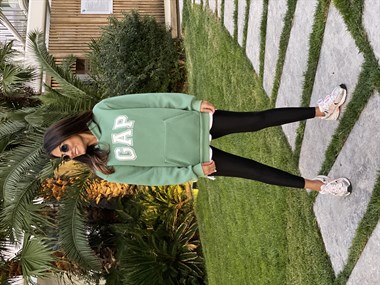 Yeşil Kapüşonlu Marka Baskılı Kadın Sweatshirt