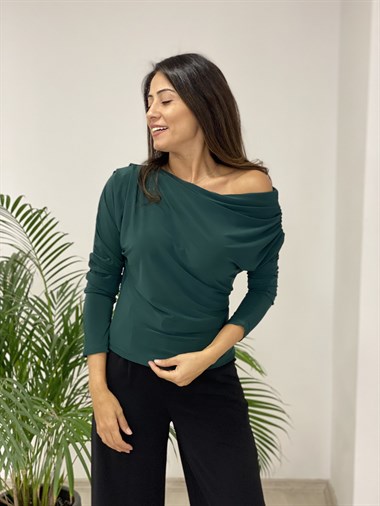 Yeşil Kayık Yaka Drapeli Sandy Kadın Bluz