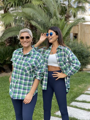 Yeşil Mavi Kareli Cebi Kapaklı Tüvit Kadın Gömlek