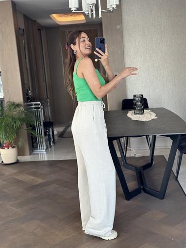 Yeşil Tek Omzu Kalın Biyeli Önü Taşlı Kadın Body