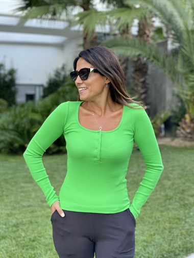 Yeşil Uzun Kol Patlı U Yaka Kadın Body