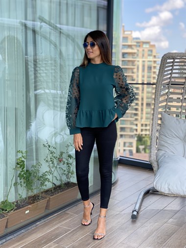 Yeşil Volanlı Kolları Organze Bluz