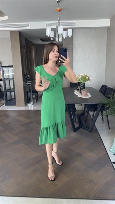 Yeşil Yaka Volanlı Aerobin Kadın Elbise