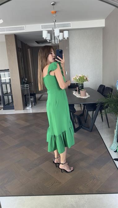 Yeşil Yaka Volanlı Aerobin Kadın Elbise