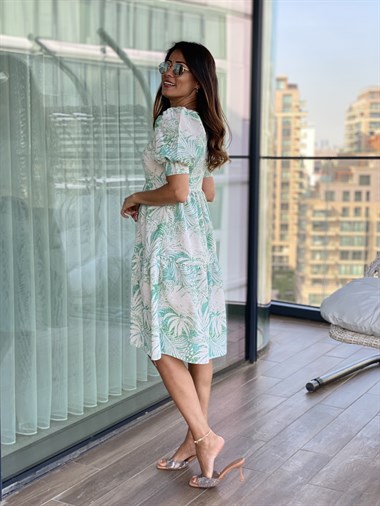 Yeşil Yaprak Desenli Kare Yaka Karpuz Kol Kadın Elbise