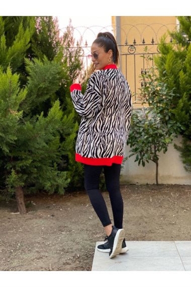 Zebra Desenli Hırka