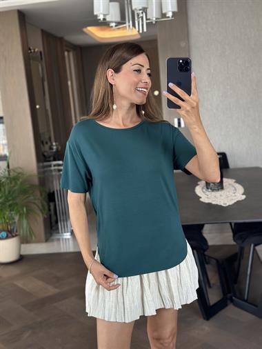 Petrol Yeşili Bisiklet Yaka  Kolu Ve Eteği Lazer Kesim Kadın T-Shirt