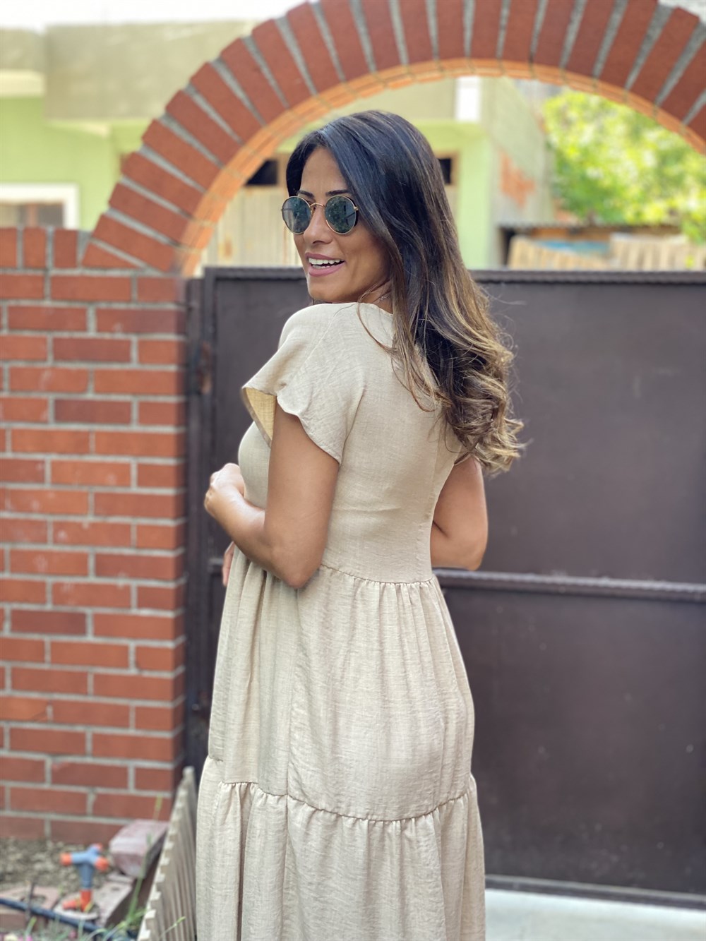 Bej Keten Aerobin V Yaka Maksi Boy Katlı Kadın Elbise