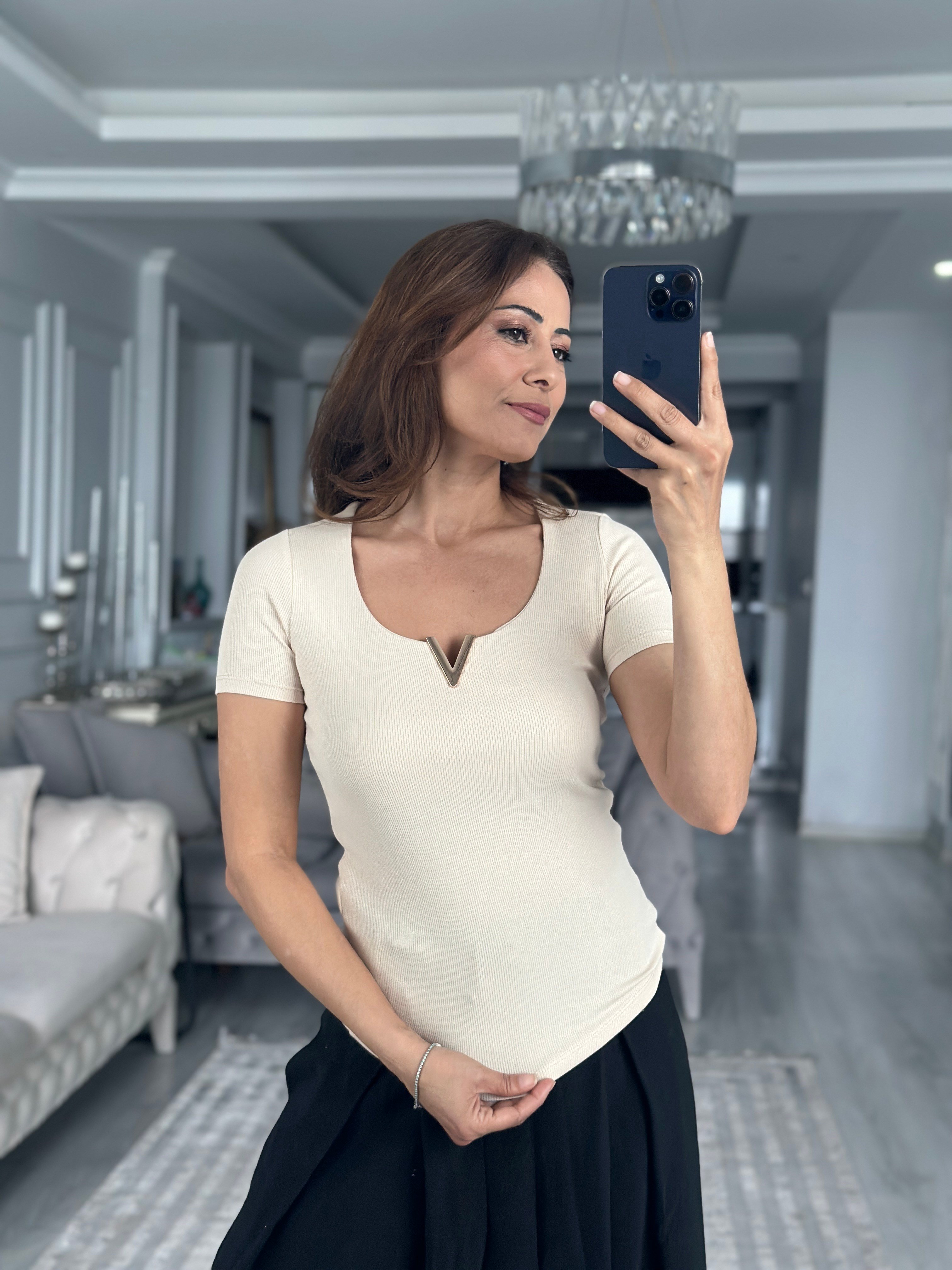 Bej Kısa Kol Gold V Demirli Kaşkorse Kadın Body