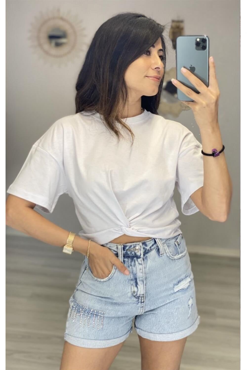 Beyaz Bağlama Detay T-Shirt